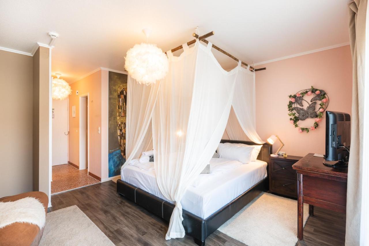 Hotel Ziegelruh Babenhausen  Bagian luar foto